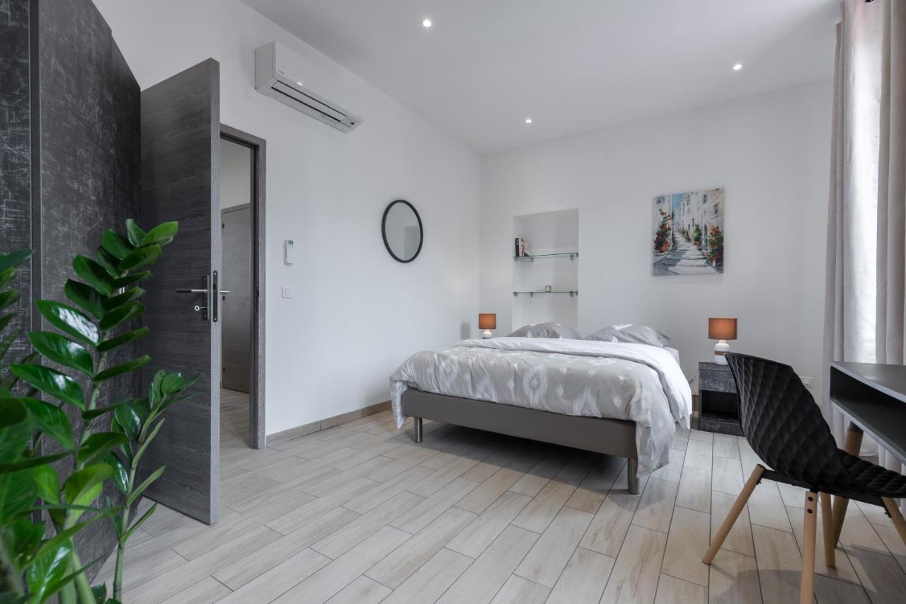 Guest House Grimaldi Nice Bagian luar foto