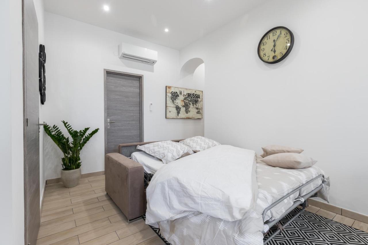 Guest House Grimaldi Nice Bagian luar foto